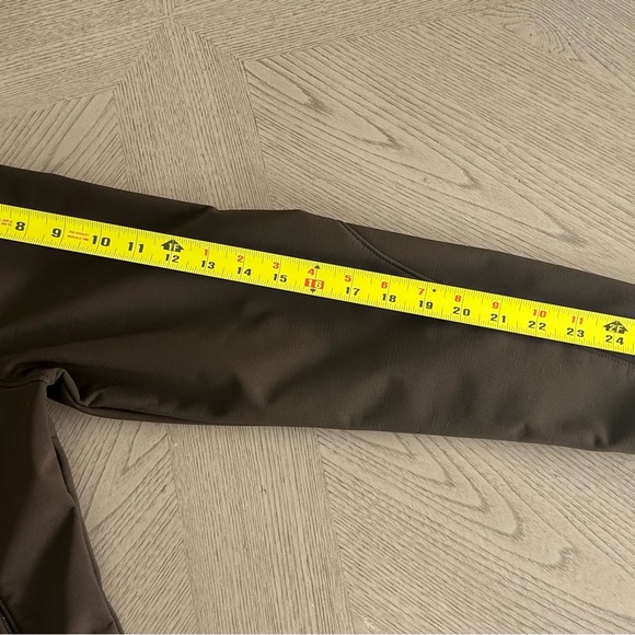 Women’s chocolate brown North Face lightweight jacket with mock neck - Picture 7 of 10